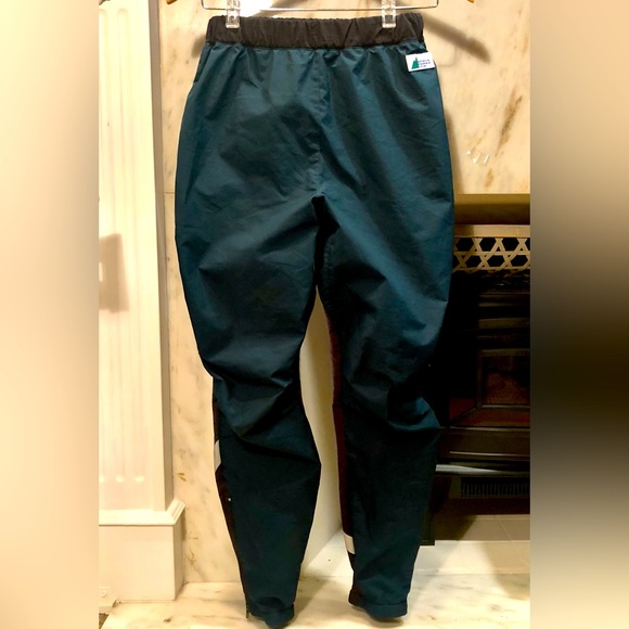 Vintage MEC ( Mountain Equipment Coop) Bike/Hike Adventure Pants - Picture 1 of 7